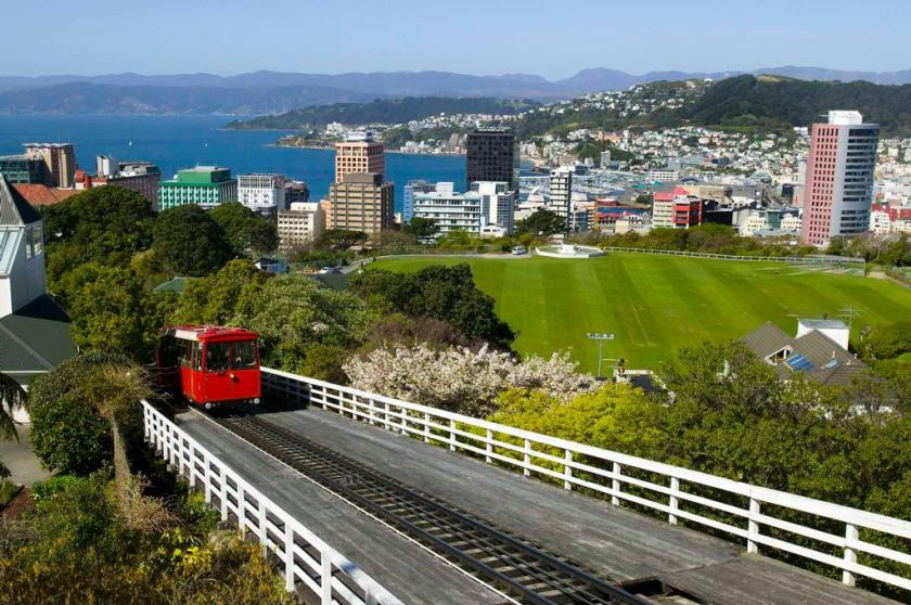 新西兰旅游景点,新西兰景点,北岛,惠灵顿,惠灵顿有轨电缆车,新西兰电车,惠灵顿电车