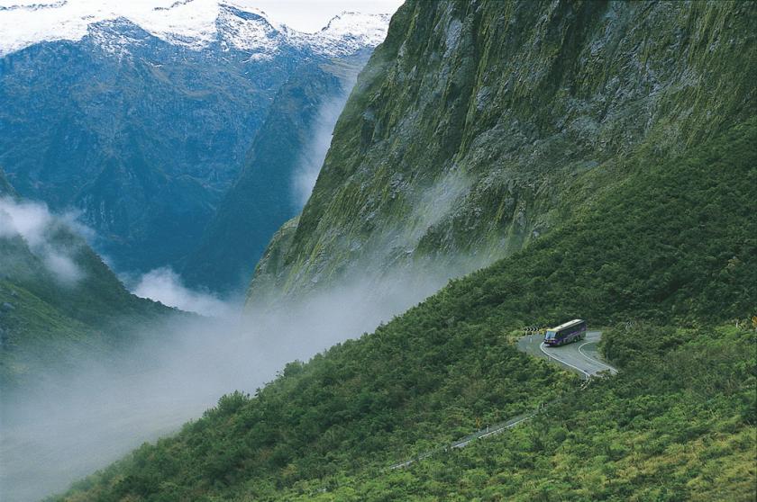 新西兰旅游景点,新西兰景点,新西兰南岛景点,峡湾地区景点,峡湾景点,米尔福德公路,米尔福德自驾公路