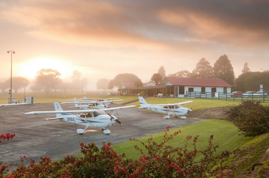 奥克兰飞行学校- 新西兰旅行社,新西兰地接,新