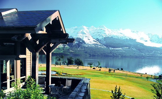 Lodge Suite Balcony in Winter.jpg