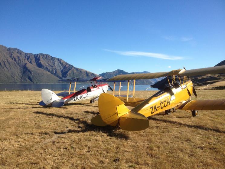 瓦纳卡老式飞机体验- 新西兰旅行社,新西兰地接