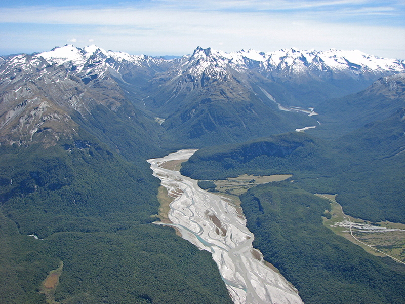 新西兰旅游景点,新西兰景点,新西兰南岛景点,峡湾地区景点,峡湾景点,飞机游览米尔福德峡湾,飞机游览米弗峡湾